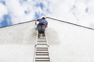 Peinture extérieure à Auxant — façades et ravalement